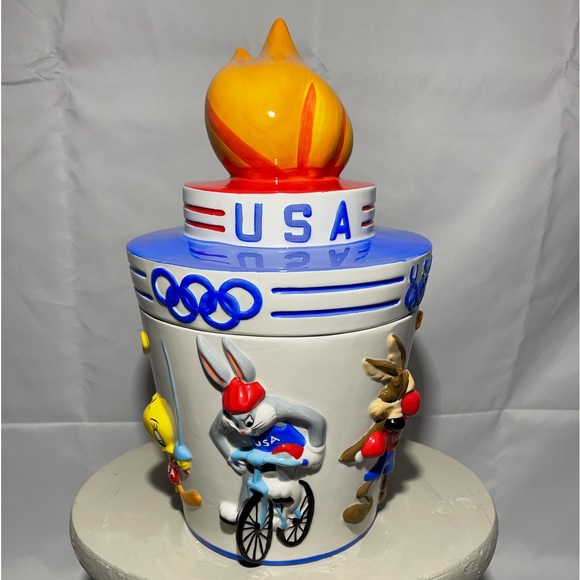Retro Olympics 1996 looney Tunes cookie jar